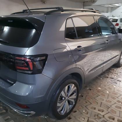 VOLKSWAGEN T-CROSS 1.0 200 TSI TOTAL FLEX COMFORTLINE AUTOMÁTICO VOLKSWAGEN T-CROSS 1.0 200 TSI TOTAL FLEX COMFORTLINE AUTOMÁTICO